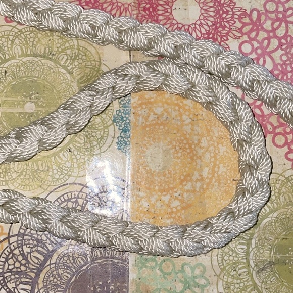 Vintage Macrame Crossbody Bag/Purse - Picture 3 of 6